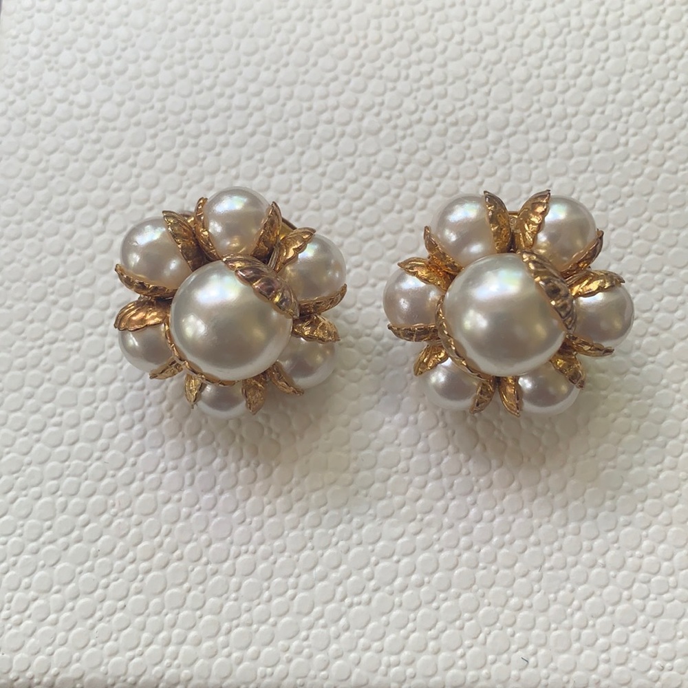 Vintage Pearl Clip on Earrings with Gold accents
